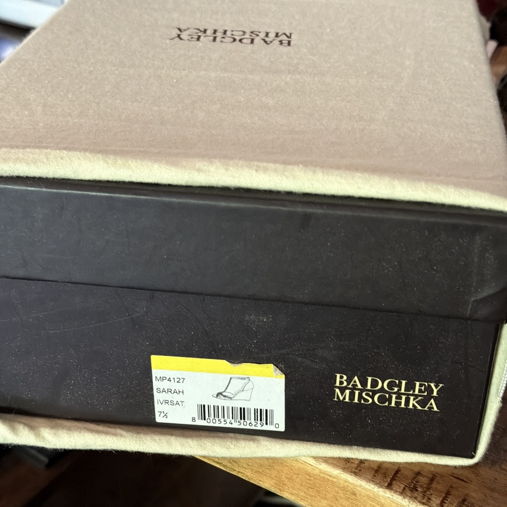 Badgley Mischka SARAH Embellished Wedge Ivory Evening Shoe, Size 7.5 - Picture 8 of 10